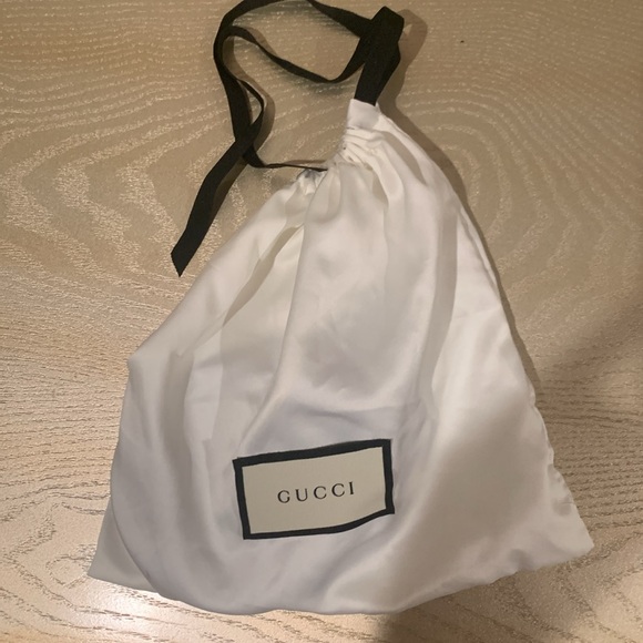 Women’s Gucci belt, has minor scratches - leather area in perfect condition.